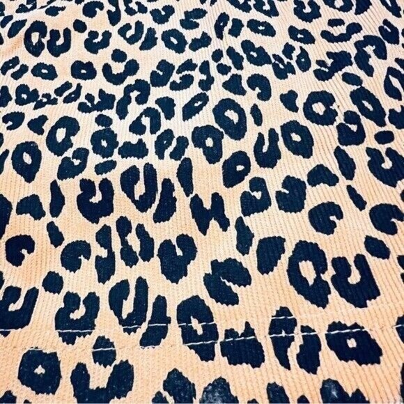 Le Lis Leopard Print Corduroy Mini Skirt Size Small Tan Statement Classic NEW - Picture 11 of 15